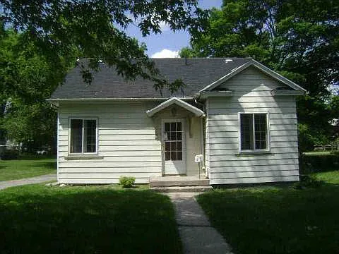 722 W Michigan Ave photo 1