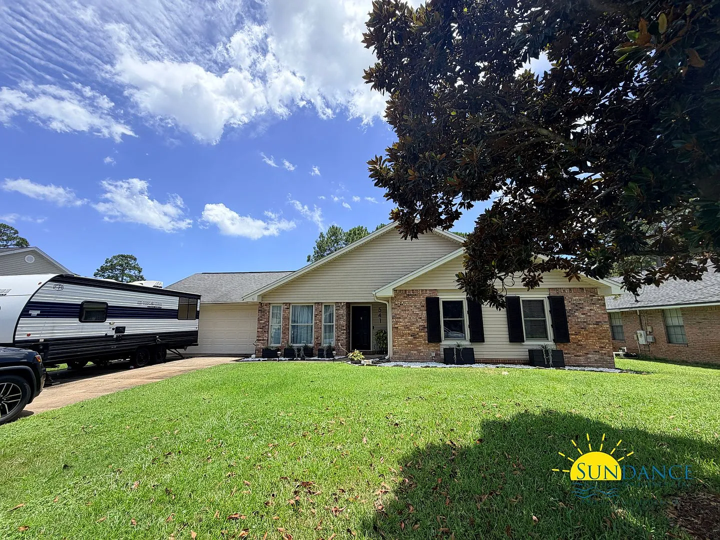 Charming 3BR Home in Mary Esther-near Hurlburt Field! — Photo 1