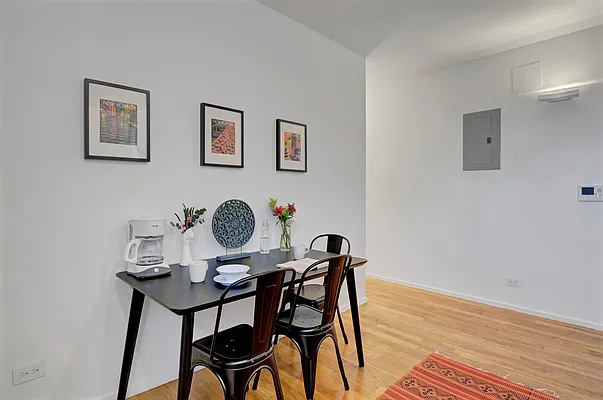 Rented by Outpost Brokerage LLC | media 21