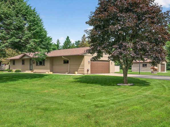 8451 Cedar Ln