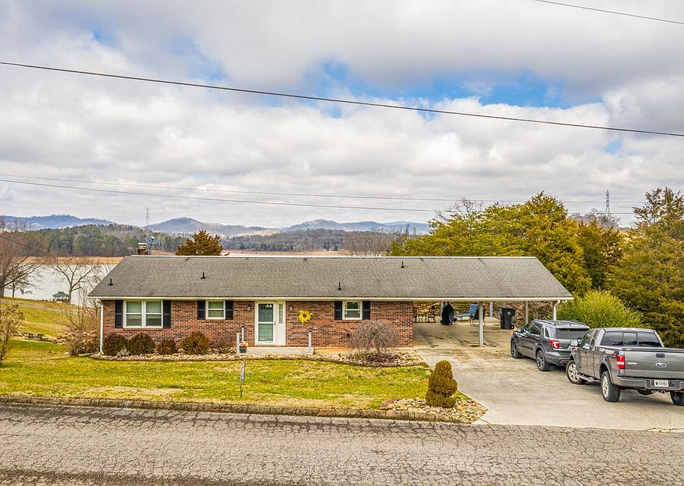 1st image of 2590 Lakemont Cir