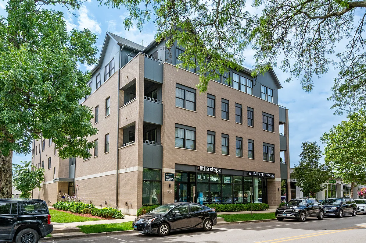 Building Photo - HIGHPOINT Wilmette