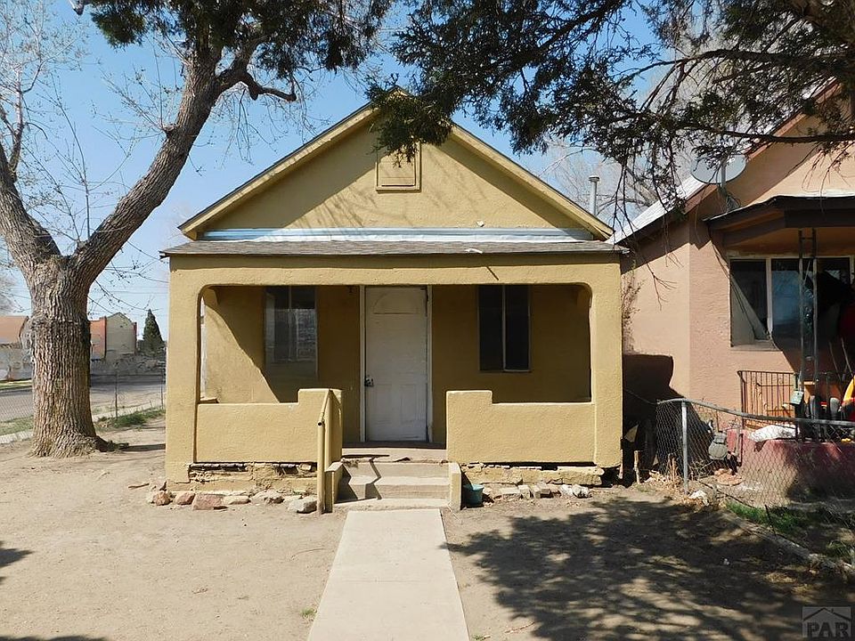 1st image of 801 E 7th St