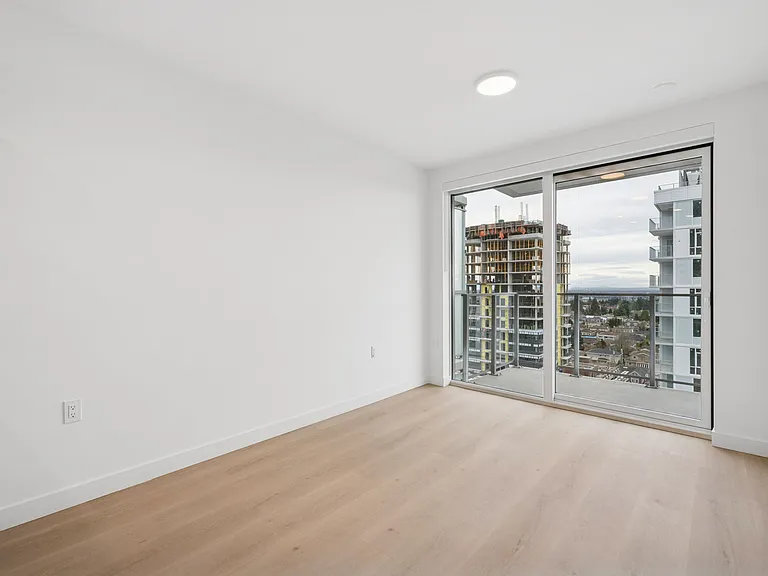 5670 Cambie St — Photo 68