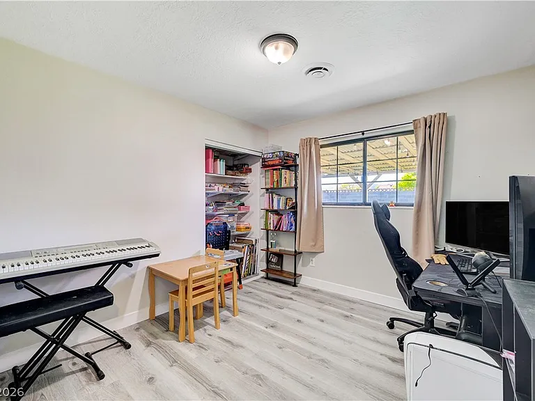 1331 Pinto Rd — Photo 6