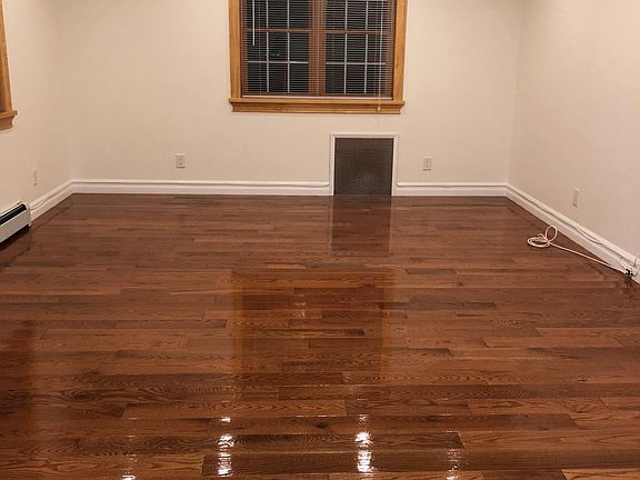 4th image of 211-18 43rd Ave Floor 1