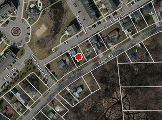 301 Leon Rd, Walled Lake, MI 48390