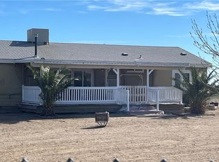 11527 Daisy Ln, Phelan, CA 92371