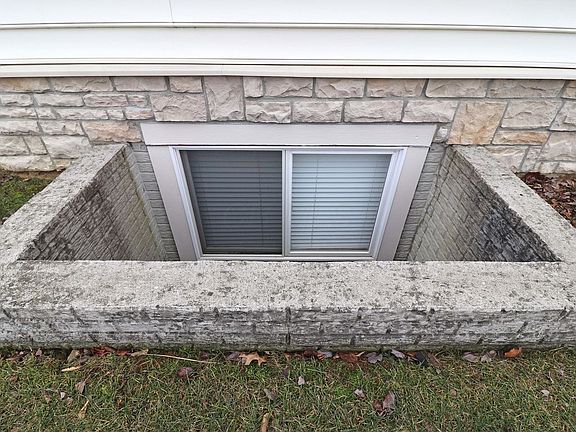5th image of 7061 Camden Dr
