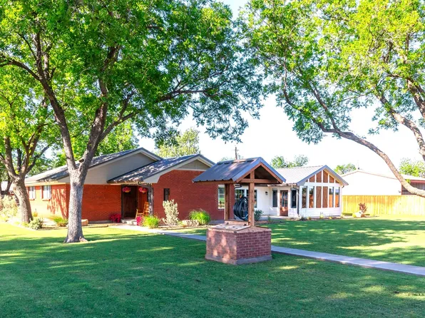 305 N Avenue K E, Haskell, TX 79521
