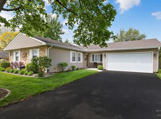 1714 Park Dr, Schaumburg, IL 60194