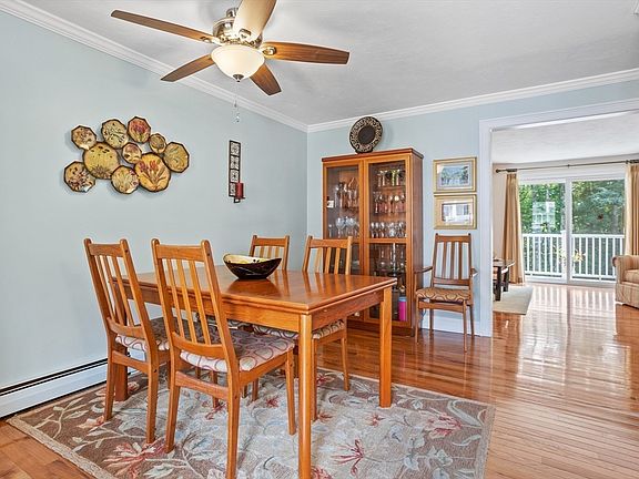 5th image of 221 Bayberry Hill Ln #221