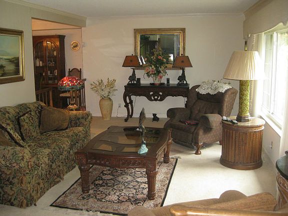 5th image of 1584 Monteval Ln