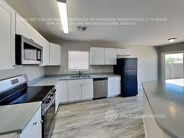 550 N 64th St — Photo 10