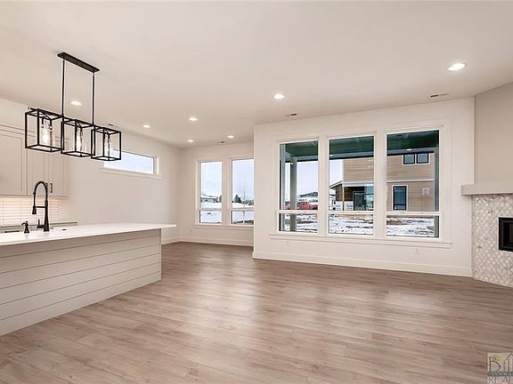 4th image of 1320 Bandon Dunes Way