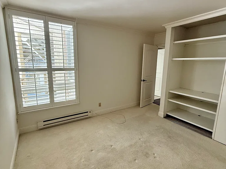 320 Vallejo Dr #42 — Photo 10