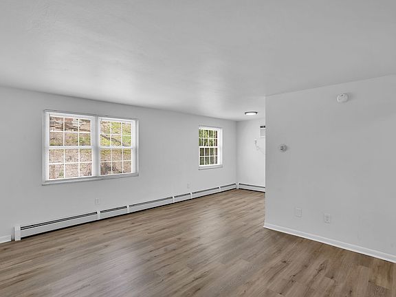 2nd image of 96 Jeremias St APT 3