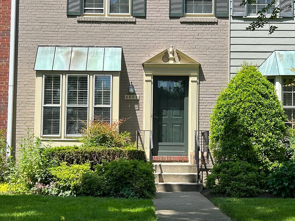 4863 Chevy Chase Dr