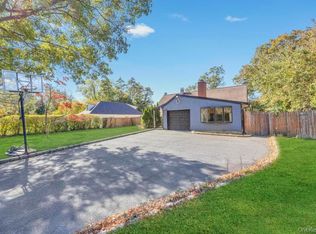 80 S Bedford Ave, Islandia, NY 11749