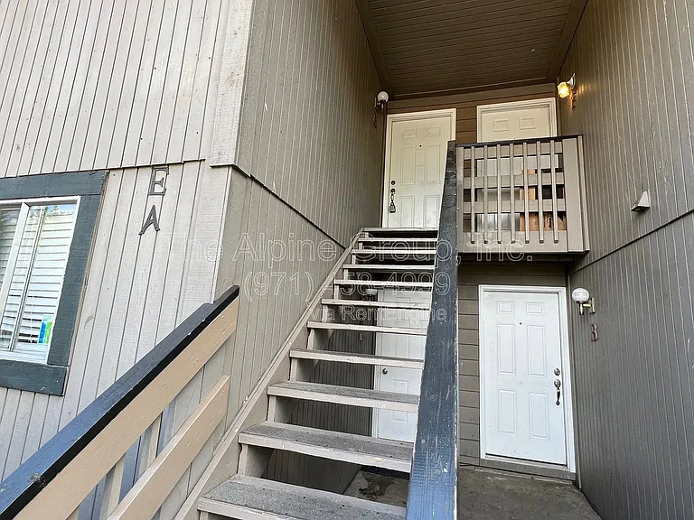 12220 SW Calico Ct #E — Photo 19