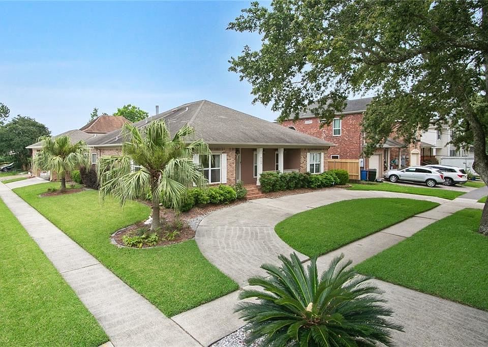 1st image of 6125 Bellaire Dr