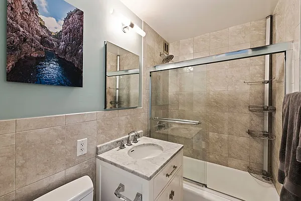 Sold by Nest Seekers International | media 12