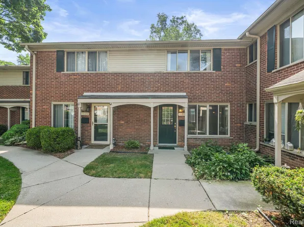 11388 Canal Rd #104, Sterling Heights, MI 48314