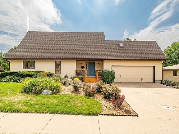 3rd image of 4524 S Southridge Dr