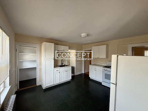 2nd image of 89 Broadway #4
