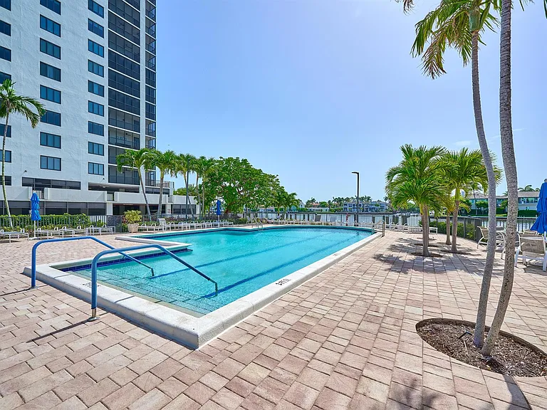3420 S Ocean Blvd — Photo 31