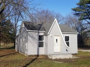 1601 N Park Ave, Herrin, IL 62948