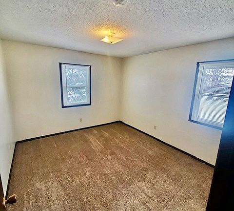 3rd image of 1120 Hancock Dr APT 2