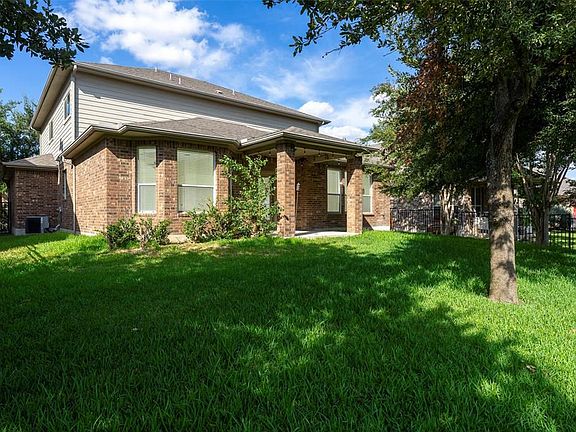 2nd image of 1725 Wood Vista Pl