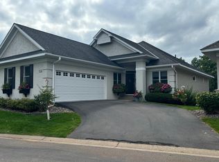 974 Nine Mile Cv E, Hopkins, MN 55343