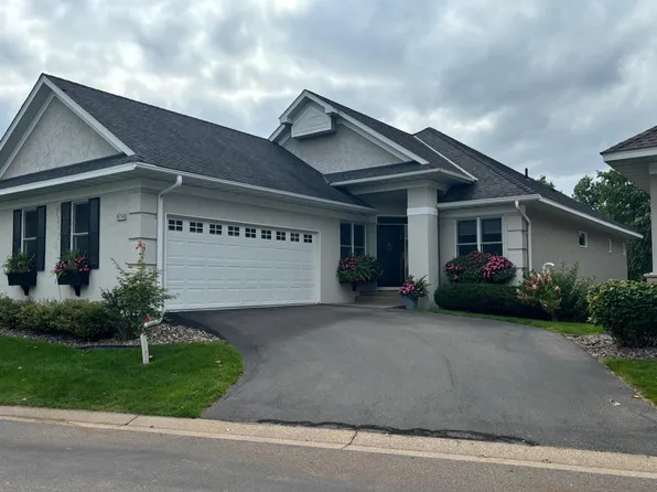 974 Nine Mile Cv E, Hopkins, MN 55343
