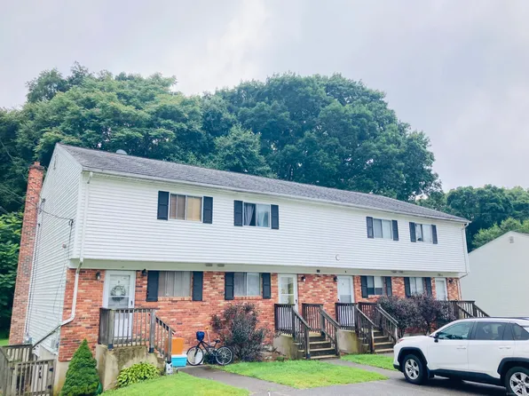 131 Woodland Drive APT C, Montville, CT 06382