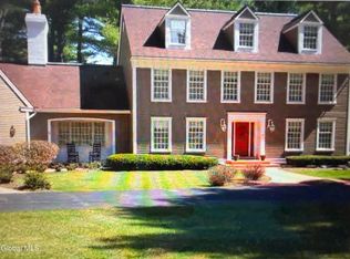 16 Honey Hollow Rd, Queensbury, NY 12804