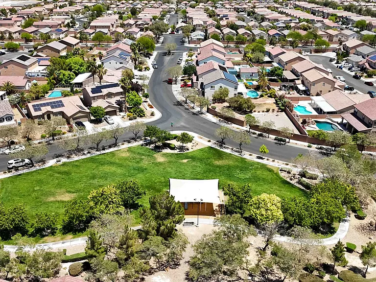 5505 Knotting Pass — Photo 67