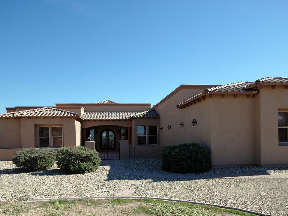 1st image of 3011 S 165th Ave