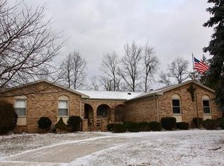 41488 Broquet Dr, Northville, MI 48167