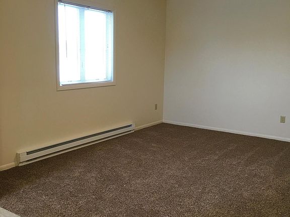 Spacious living room