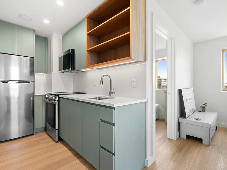 11 Weirfield St #7B — Photo 5