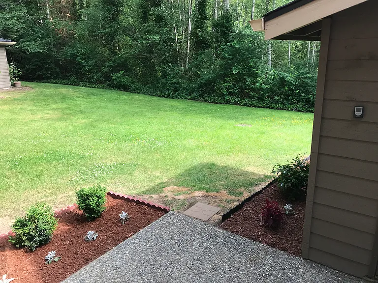 835 NW Huckle Dr #A — Photo 15