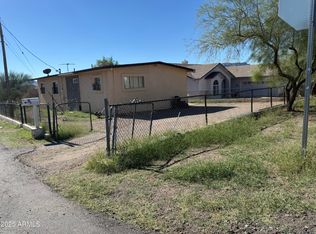 48 N Stansberry Ave, Superior, AZ 85173