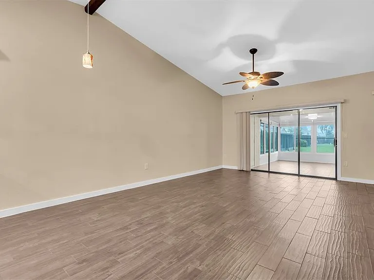 3203 Charter Club Dr #B — Photo 5