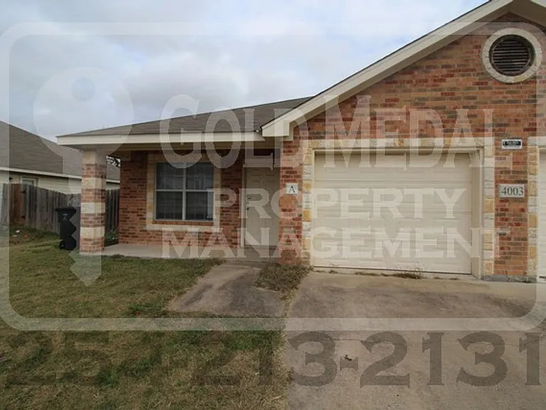 4003 Cambridge Dr — Photo 2