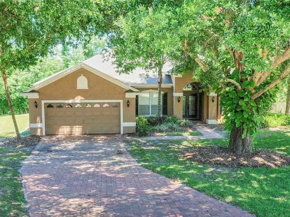 1075 Stationside Dr, Oakland, FL 34787