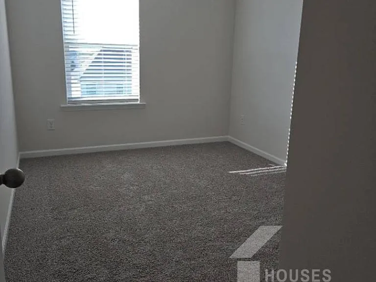 770 Embark Cir — Photo 10