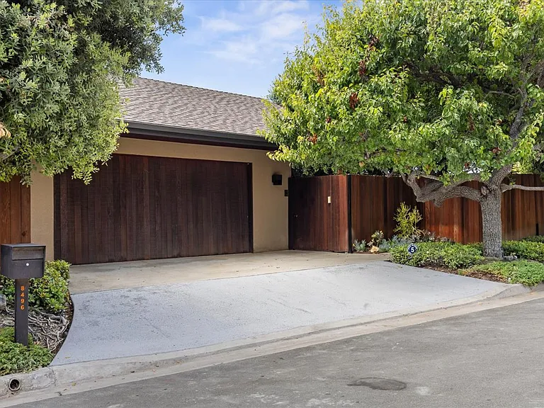 8496 Westway Dr — Photo 41