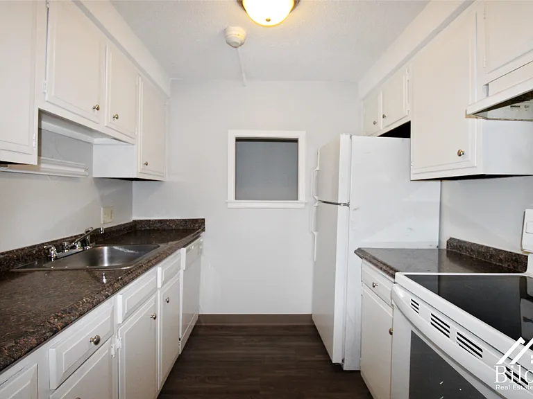 Prospect Street Apartments — Photo 95